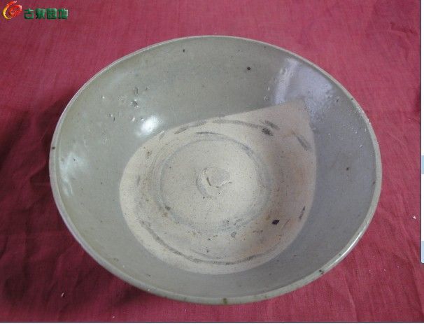 宋代青瓷碗