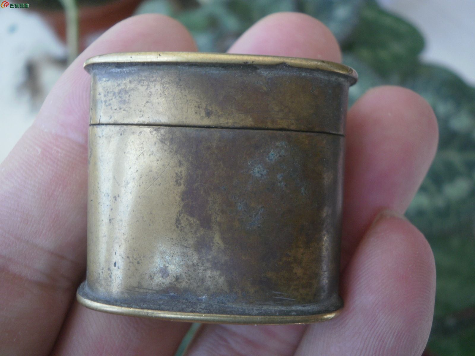 铜烟膏盒