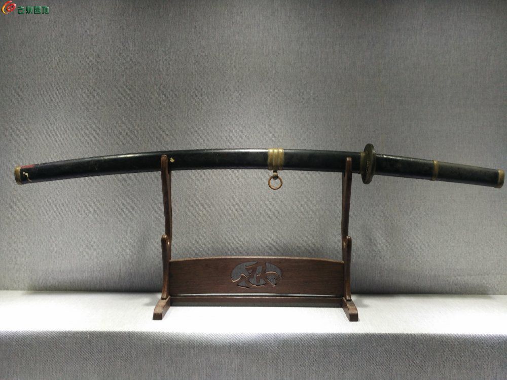 老式日本战刀图片