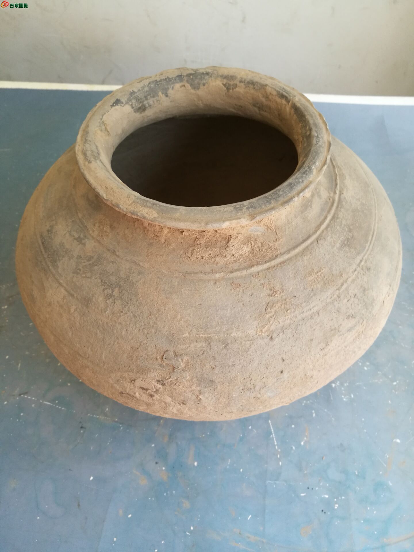 古代的陶罐长什么样子图片