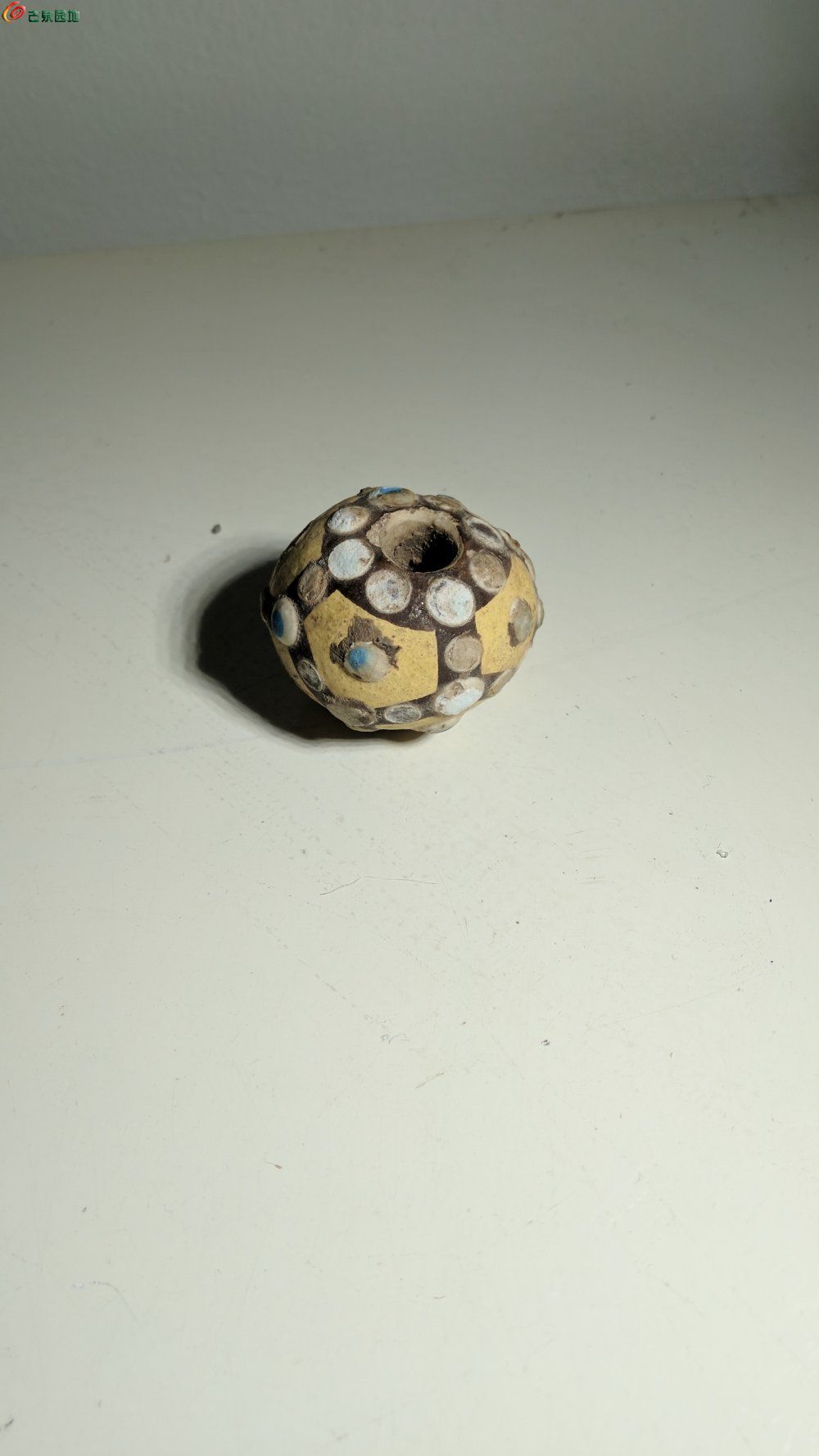 汉代蜻蜓眼瓷珠子图片