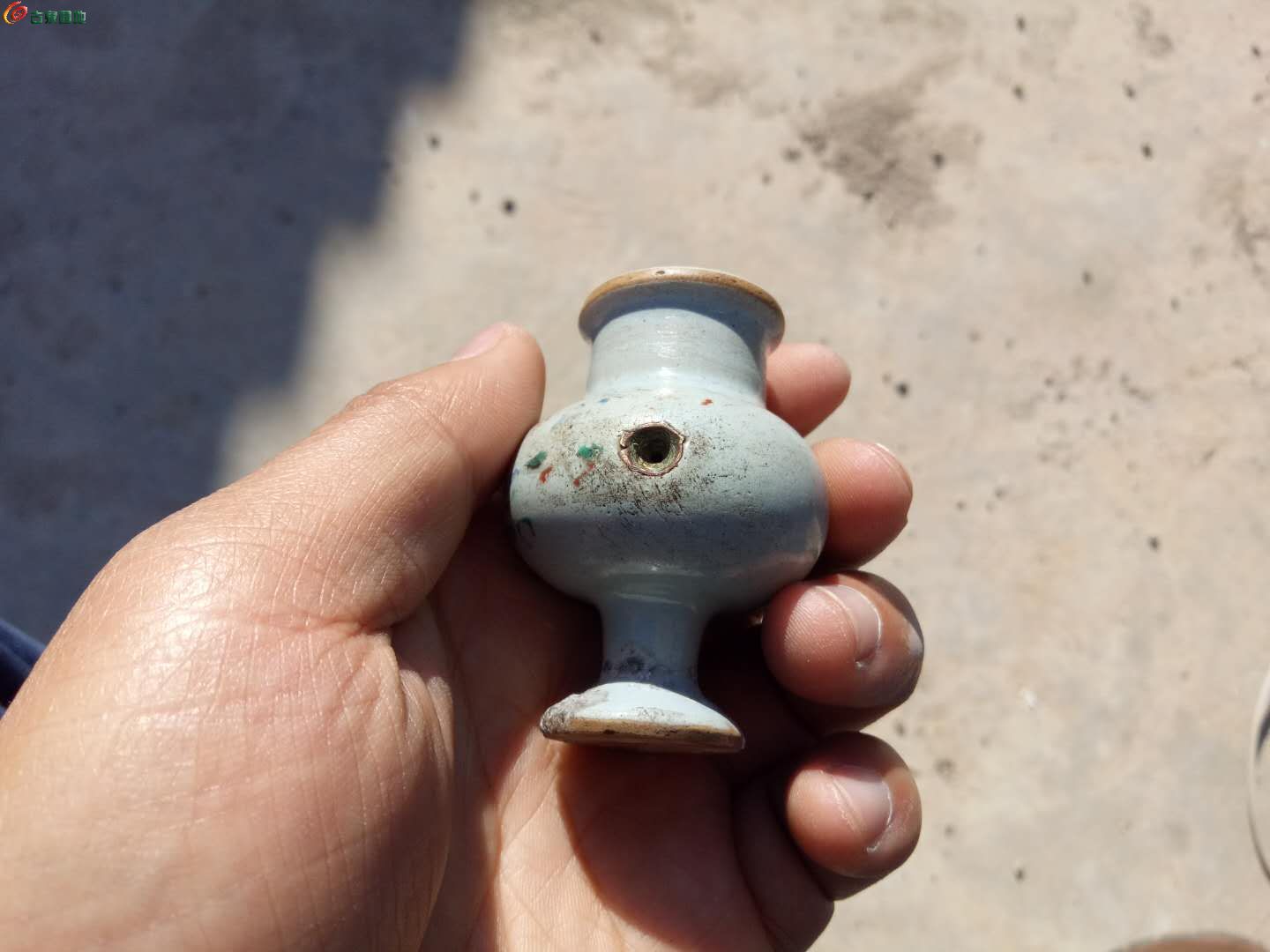 清代大烟具瓷烟斗一个