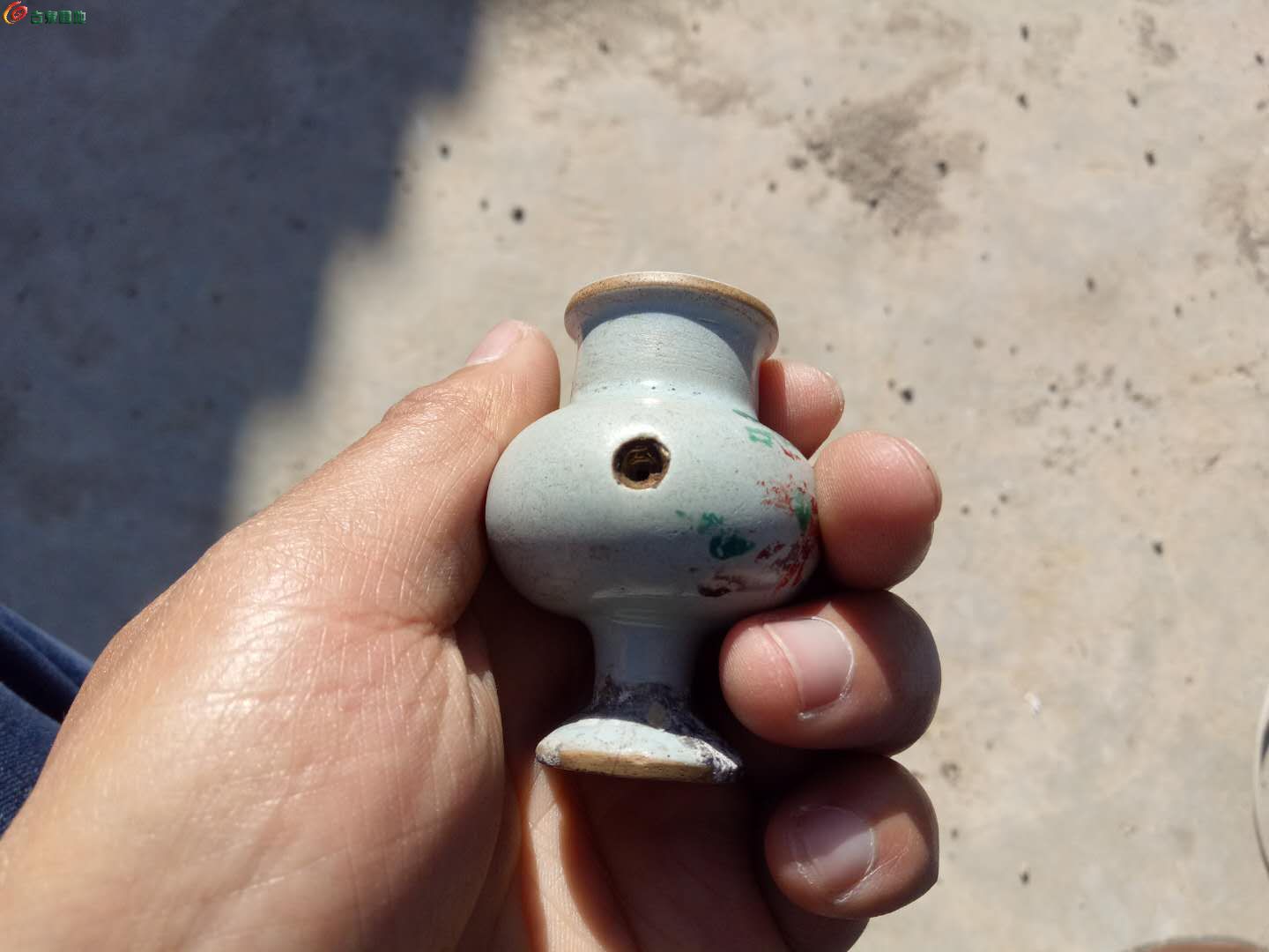 清代大烟具瓷烟斗一个