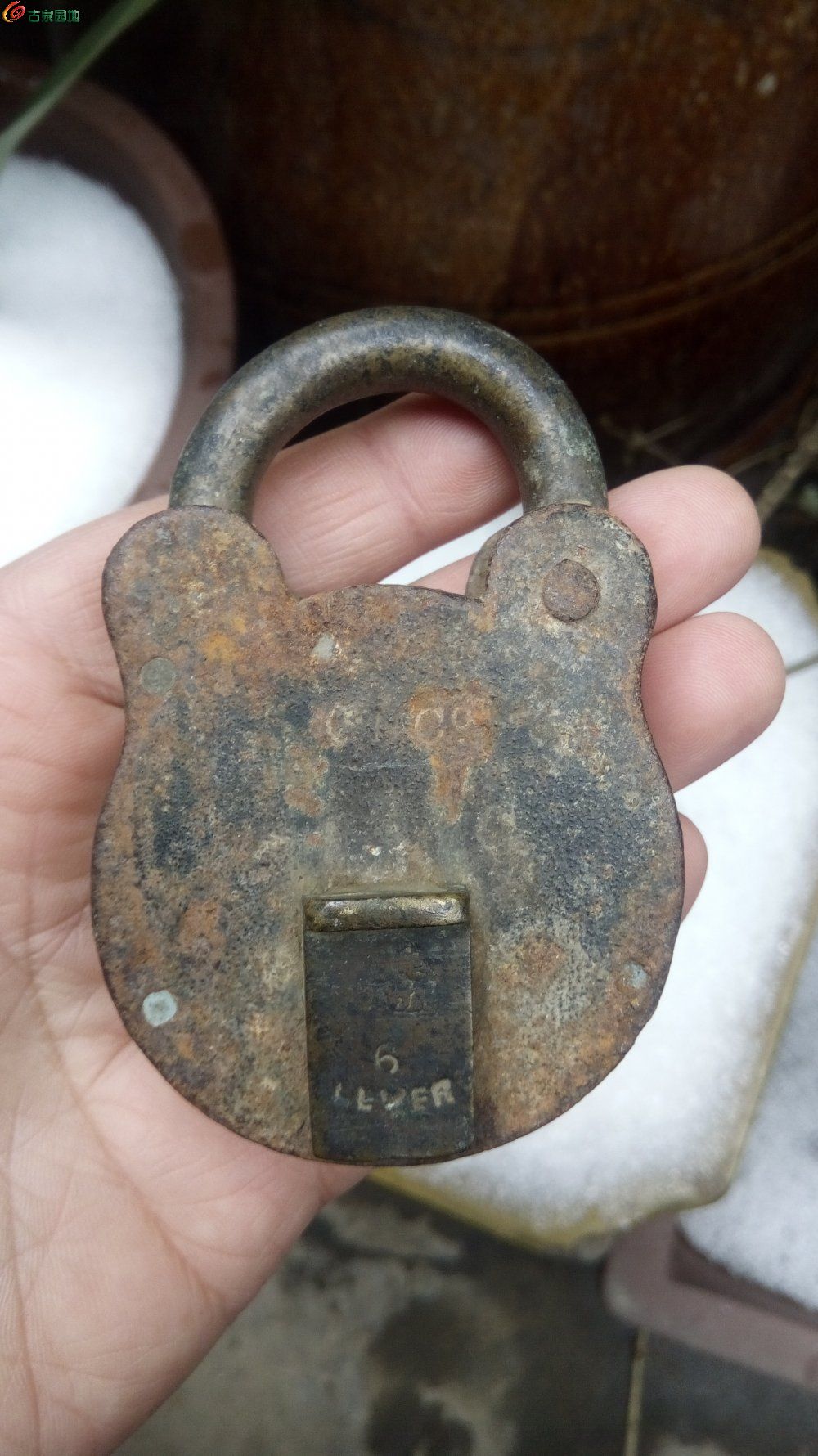 民国时期铜铁复合锁