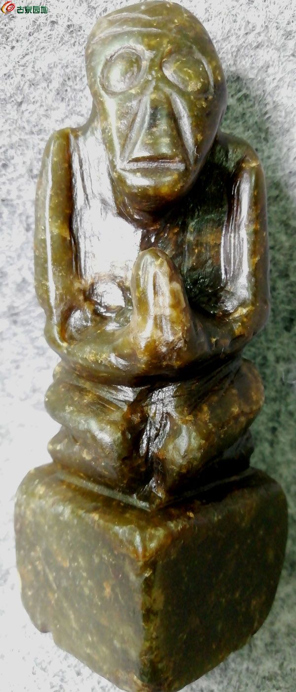 明代艾叶绿神像
