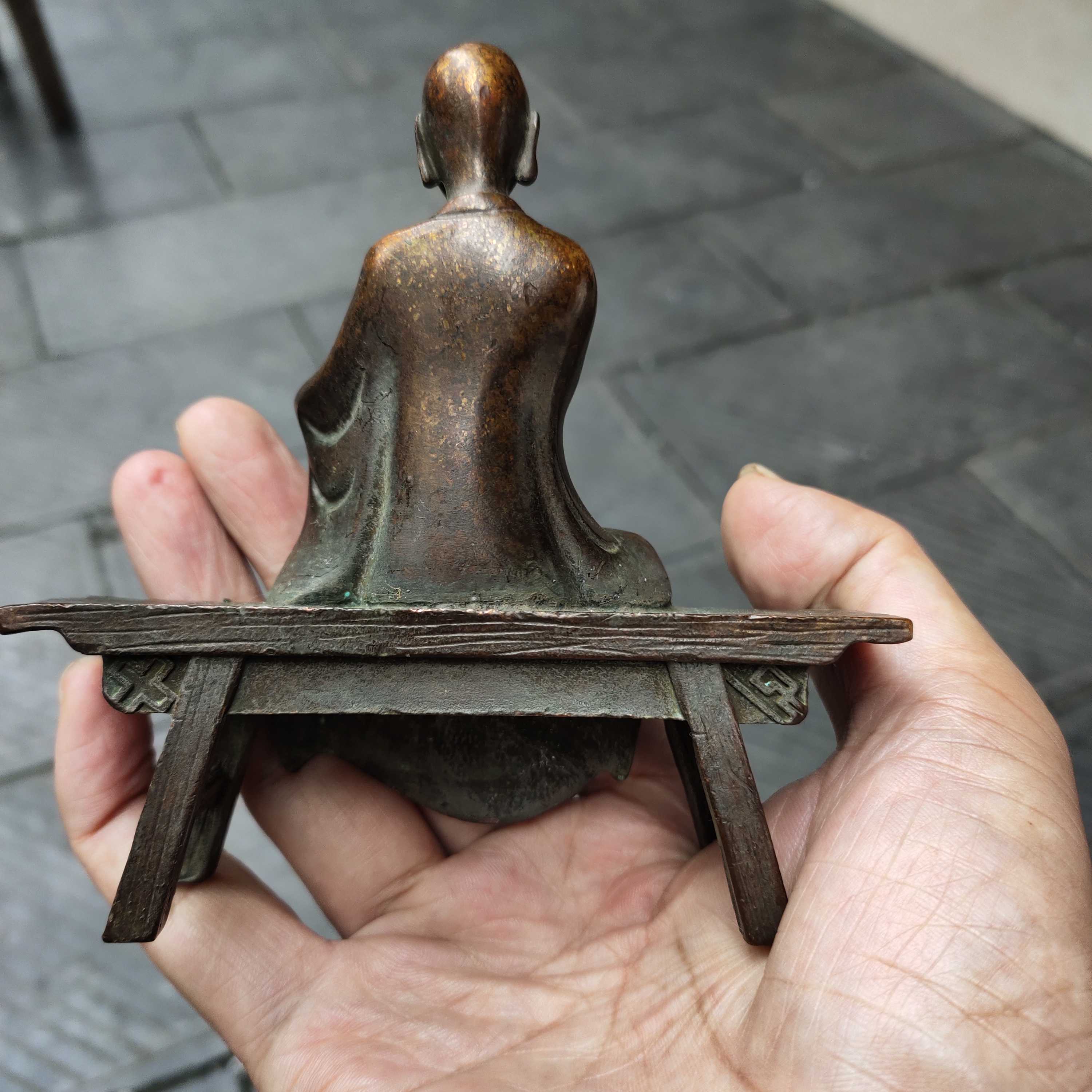 收藏复古铜板凳佛摆件 工艺品和其它 园地拍卖